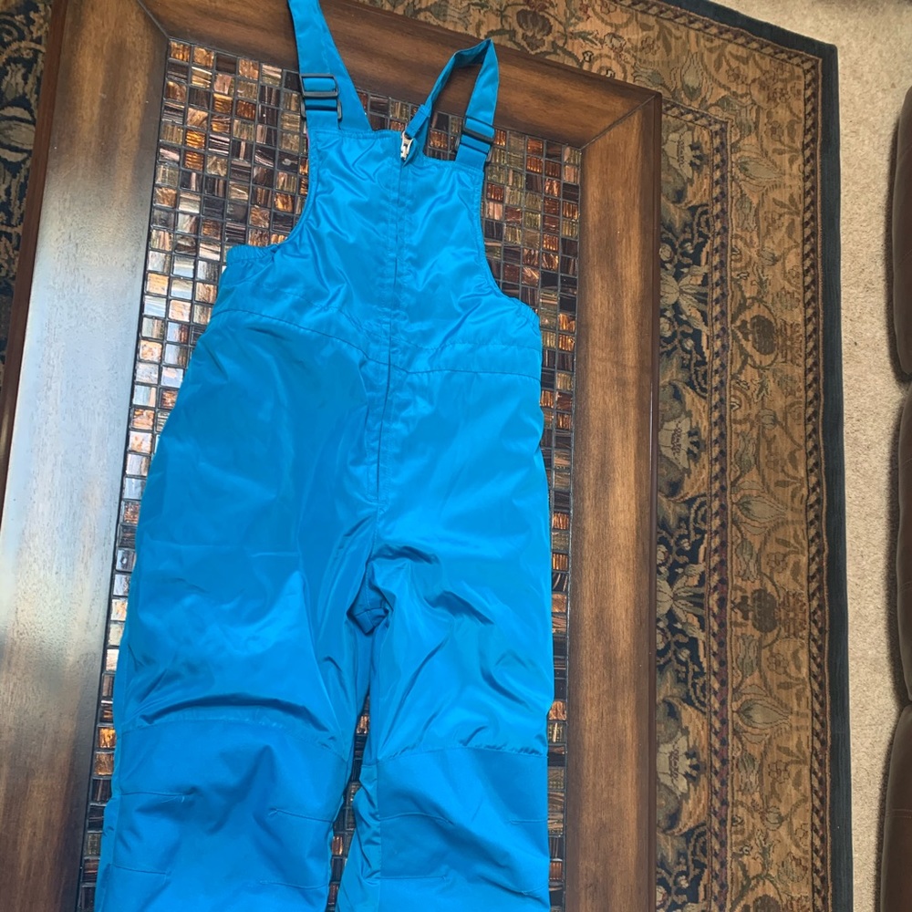 Land’s End girls snow pants with bib
